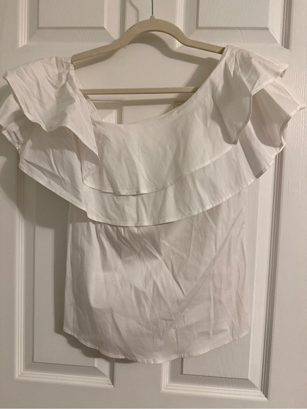 White House Black Market White Ruffled Off-Shoulder Top